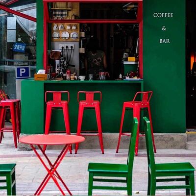 Colorful Retro Metal Cafe High Bar Stools For Restaurant Bar Dining